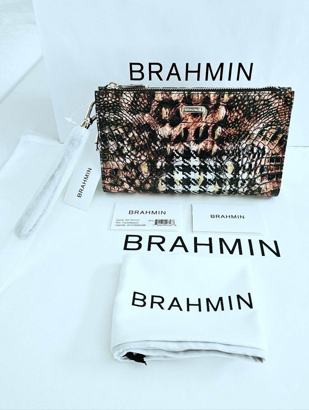NWT Brahmin Untamed Daisy